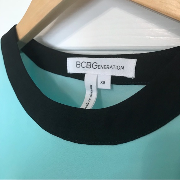 BCBGeneration teal blue yoke overlay blouse - Picture 7 of 8